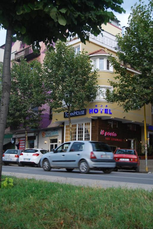 Hotel Town House Tirana Exterior photo