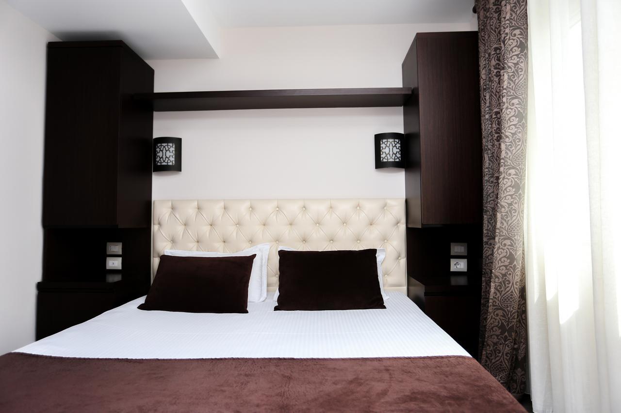 Hotel Town House Tirana Exterior photo